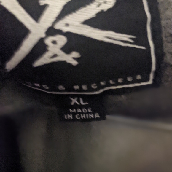 Young & Reckless crew neck sweatshirt - Picture 2 of 2